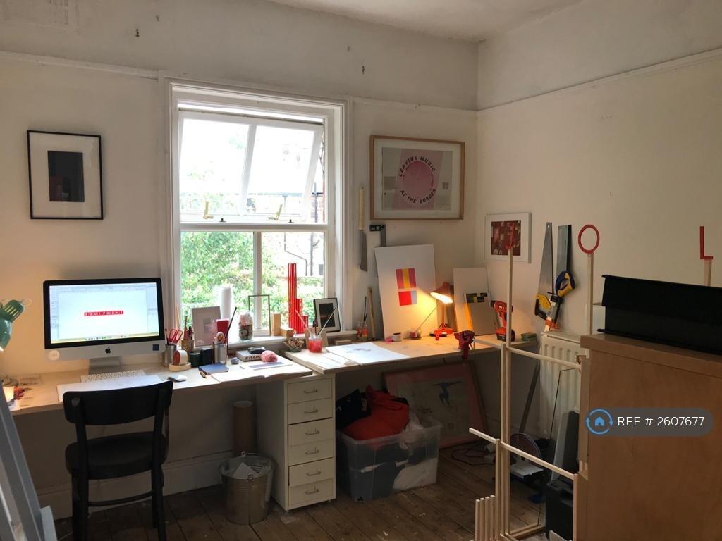 Bedroom 3 (Home Working / Studio)