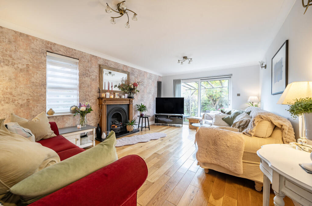 1370151-18-68f66c...