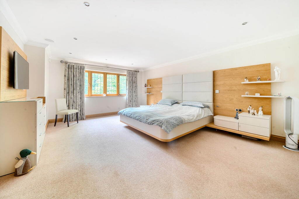 1303185-27-684b2a...