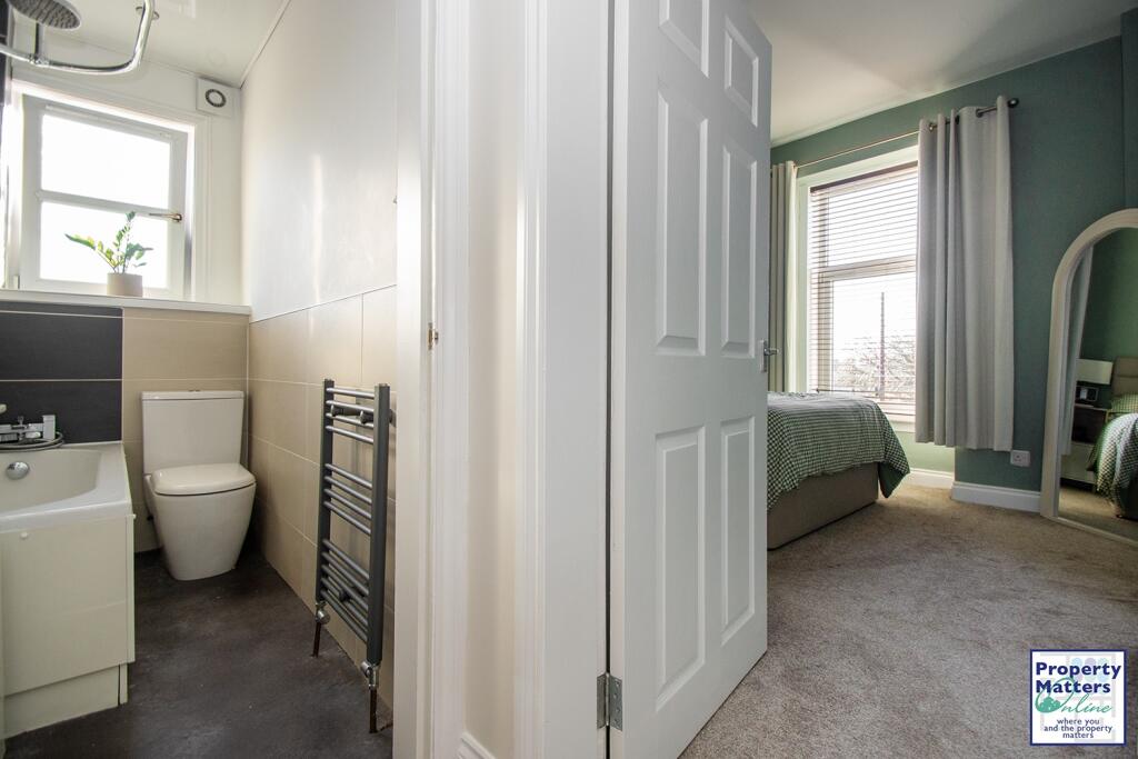 Bathroom/Bedroom