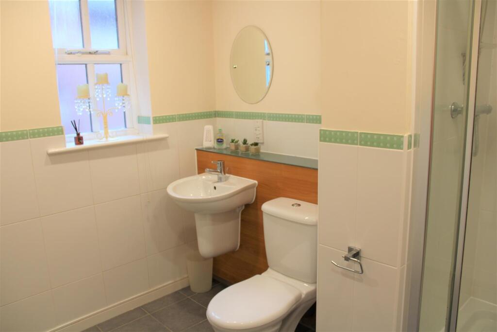 Main shower room.jpg