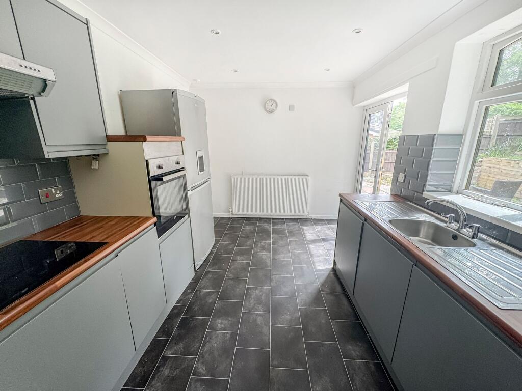 Stylish and Practical Kitchen