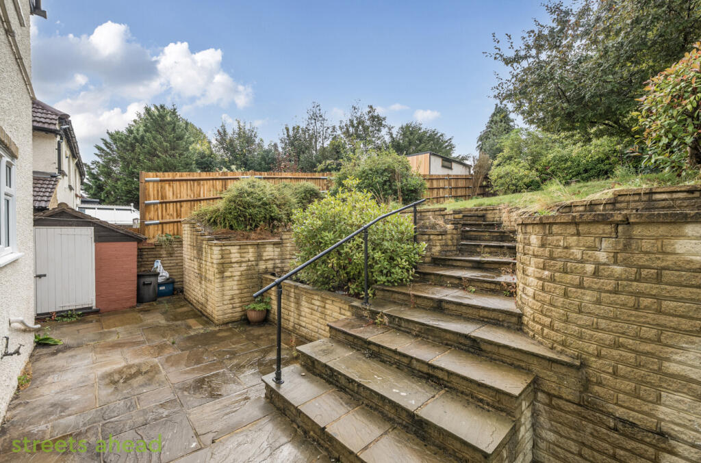 7c04a9f2-db81-4aa...