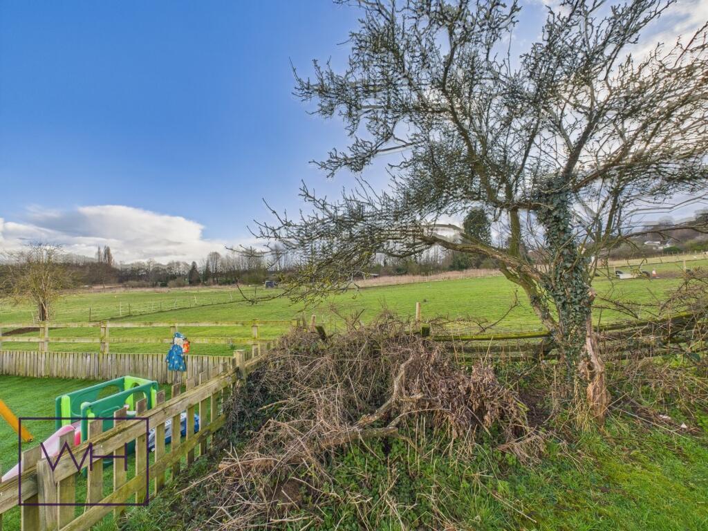 CAM03785G0-PR0218-ST