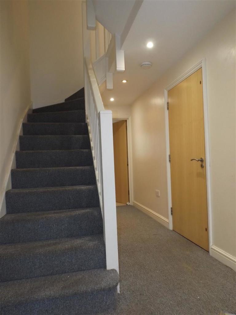 Entrance hall.JPG