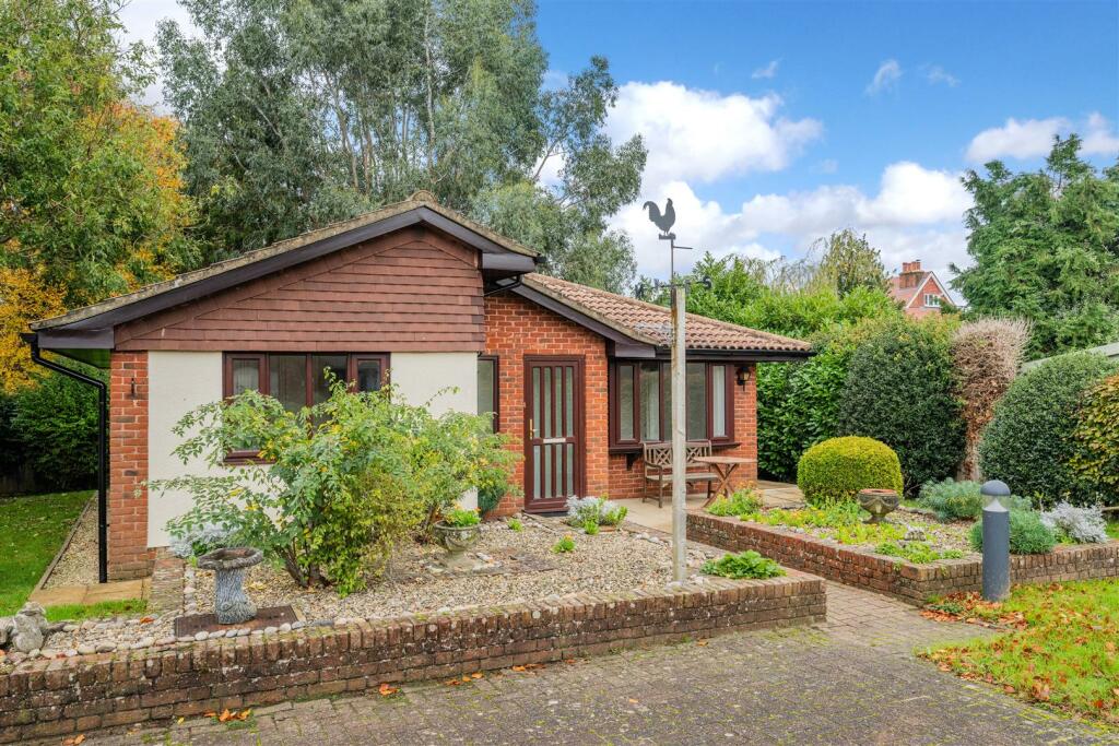 OAKMEAD GREEN (2).jpg