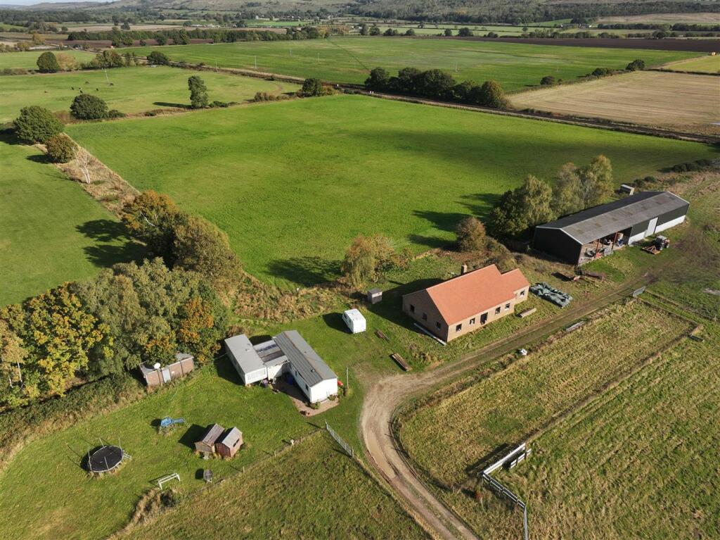 Pine Meadows Walesby 101024 (47).JPG