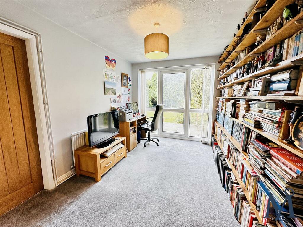 Playroom/ Office