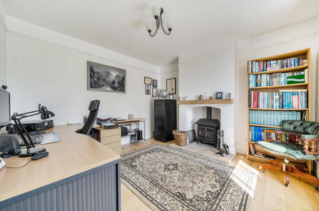 1290461476824a676e4df5arw1290461476824a676e4df5arw