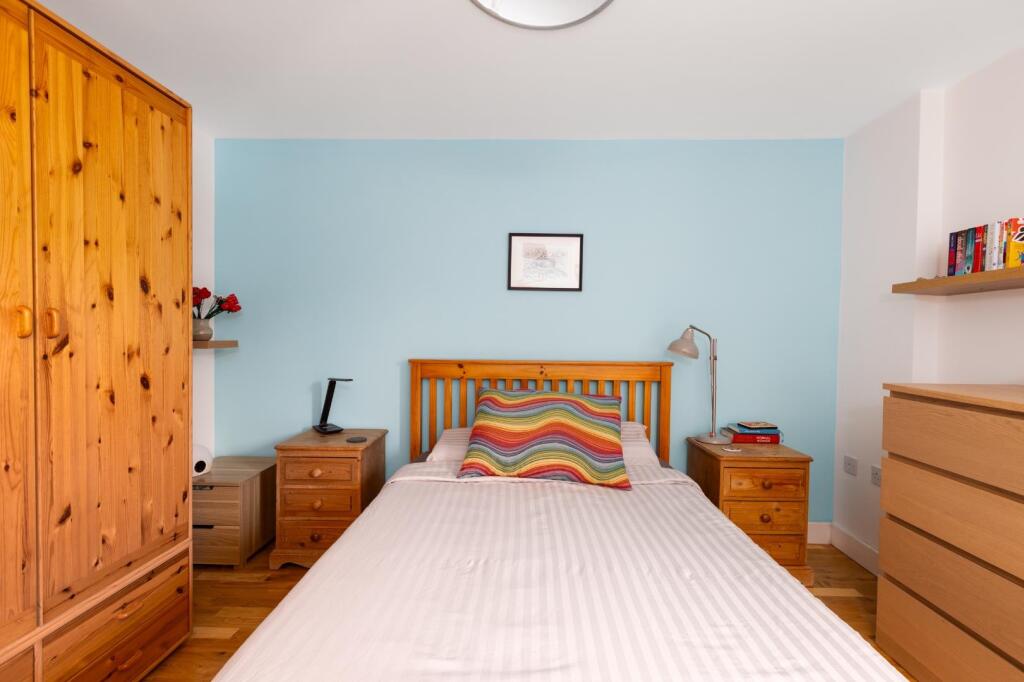 63 st peters court_dec-9.jpg