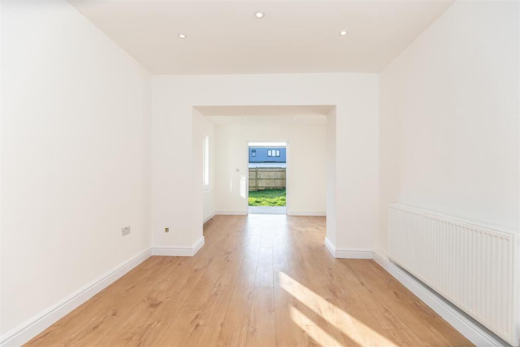 Living / Dining Room