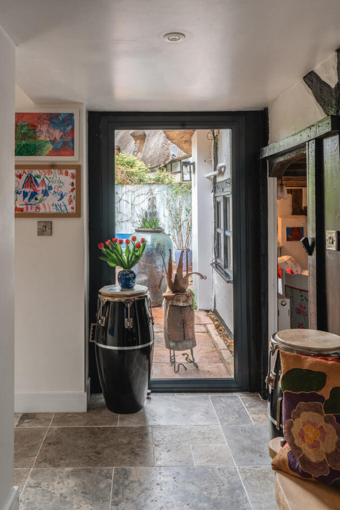 279677 - IvyCottageTheSquare_HighRes-9.jpg