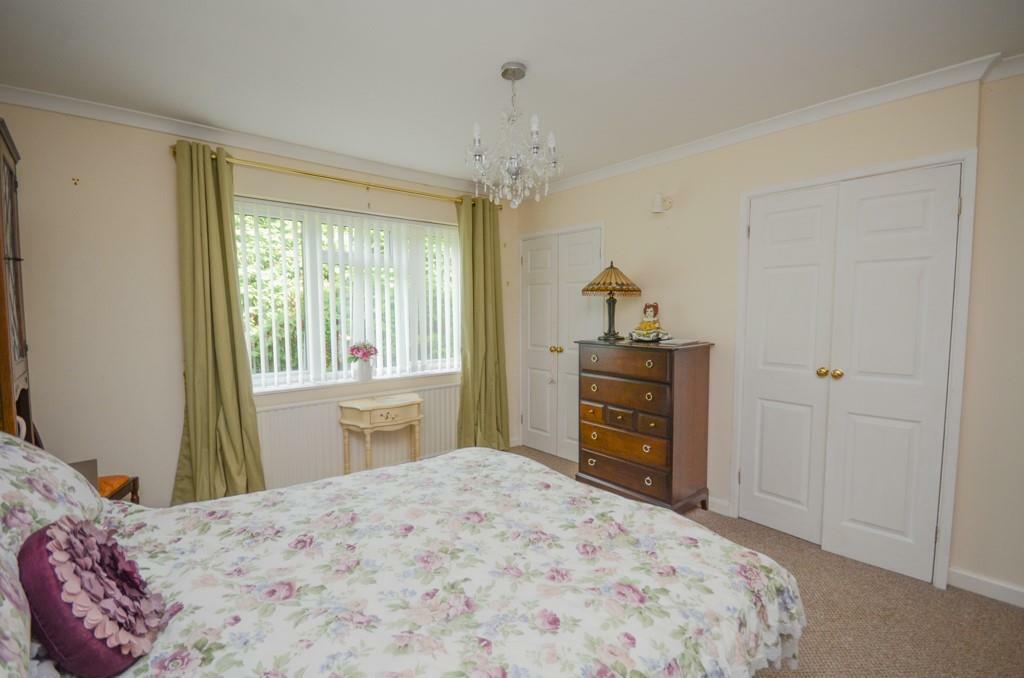 Bedroom two pic 2.jpg