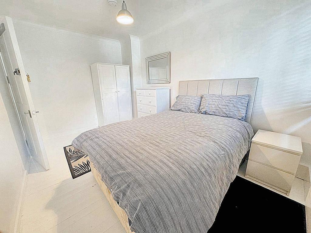 ALL BILLS INCLUDED!!