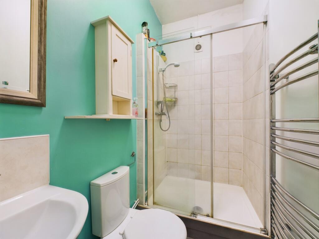 CAM03062G0-PR0028-STILL006