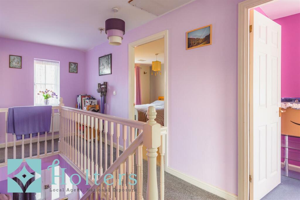 66 Dahn Drive, Ludlow-11.jpg