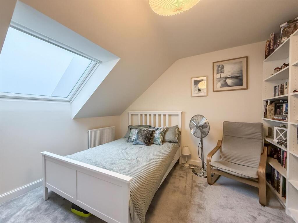 WhatsApp Image 2025-12-19 at 16.41.05 (6).jpeg