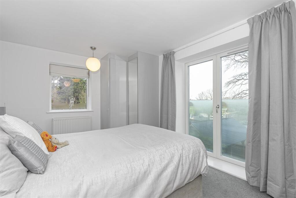 Bedroom 1.1.jpg