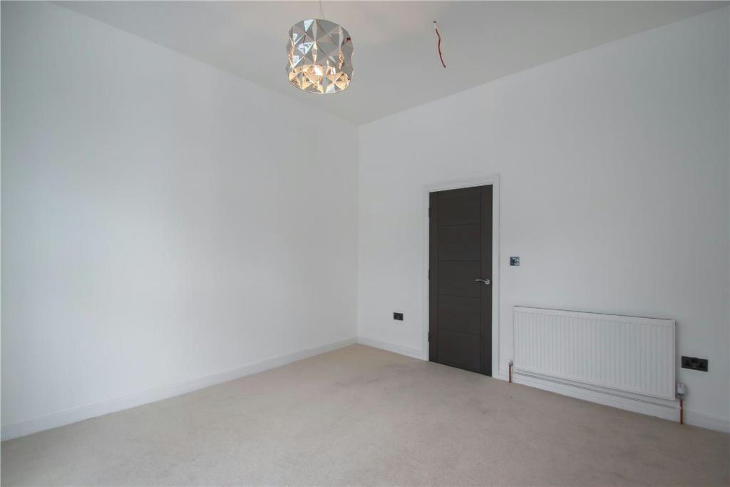 Bedroom Aspect 2