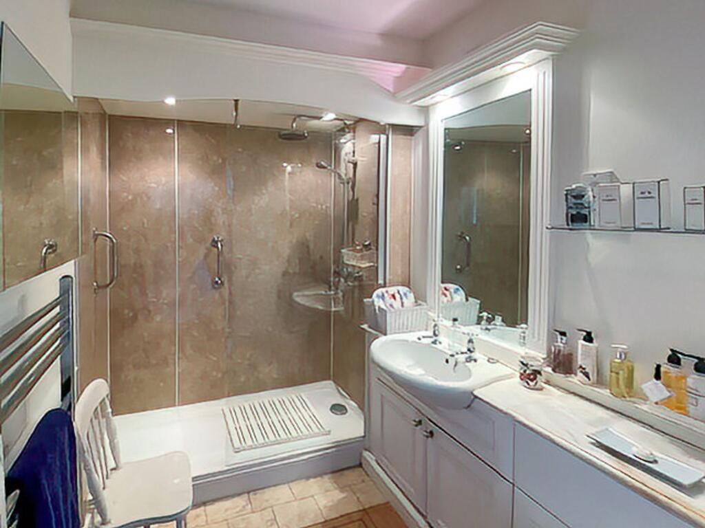 Large walk in shower