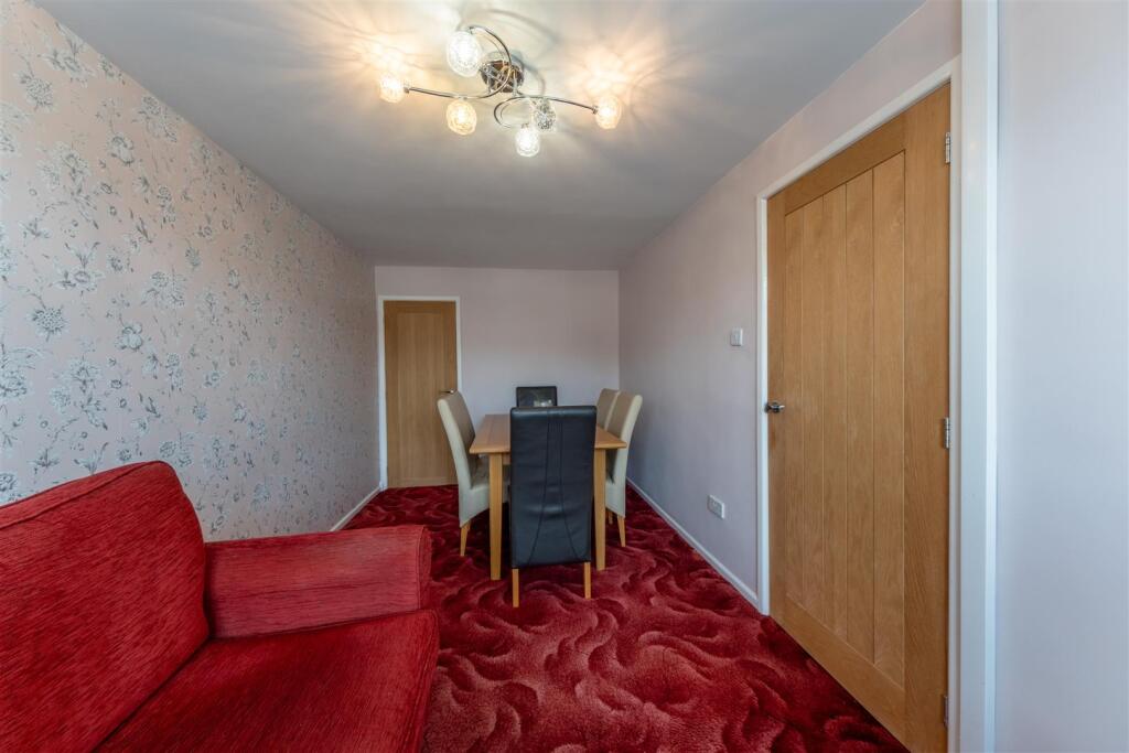 12 East Lane-009.jpg