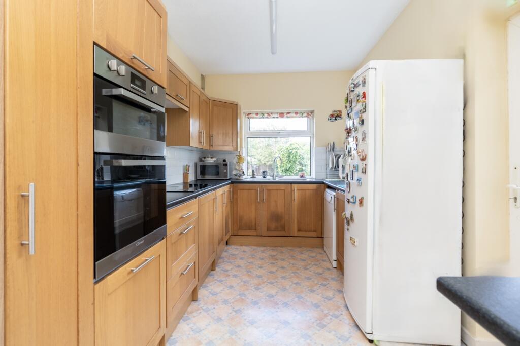 MAYORS WALK, KITCHEN 1