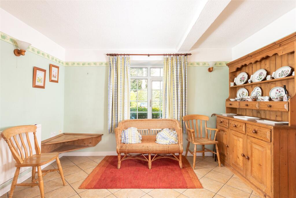 Kitchen/Breakfast Rm