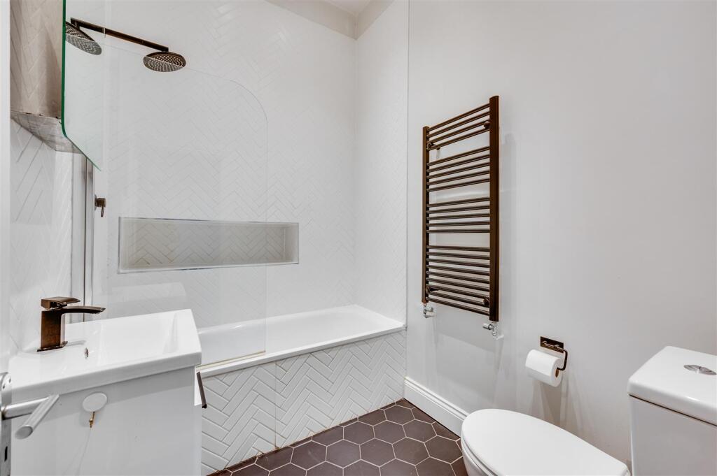 Daniels_ Acton Lane, London, NW10_07.jpg