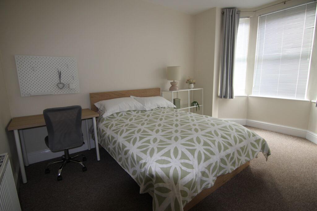 Bedroom2.jpg
