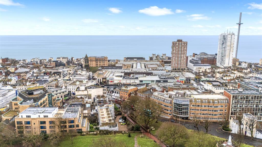 Queens Square, 7, Penhouse_018.jpg