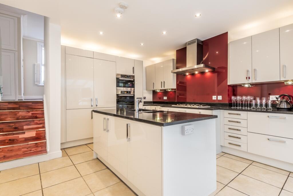 Kitchen 2
