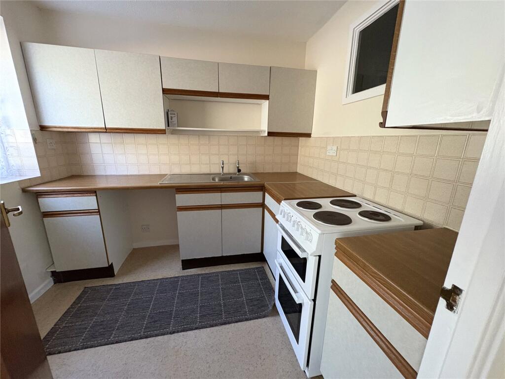 Davenport Park, Station Road, Heathfield