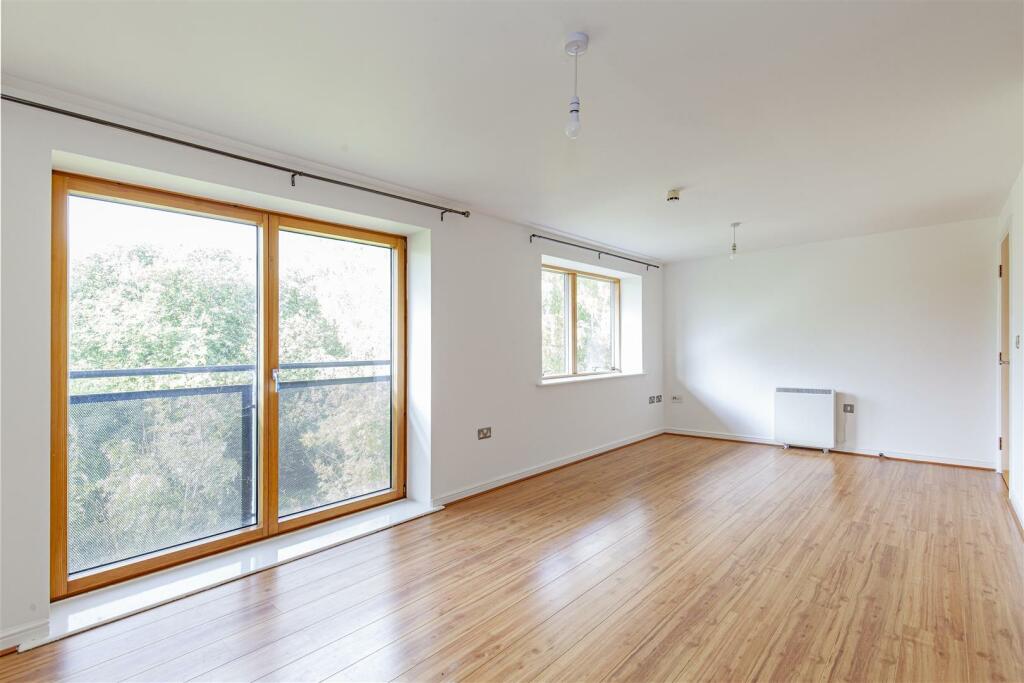 Open Plan Reception Room