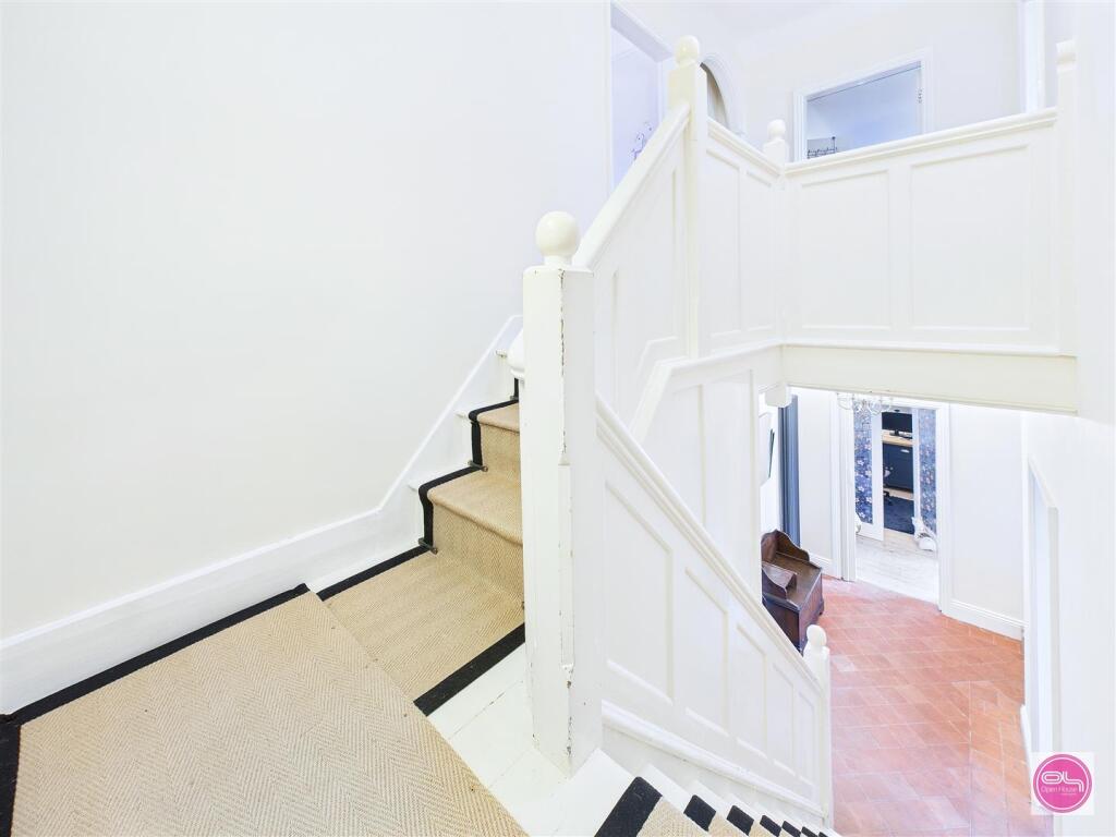 Burton Road, Castle Gresley (17).jpg