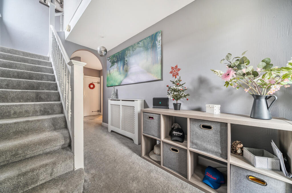 1388356-8-69402b9...