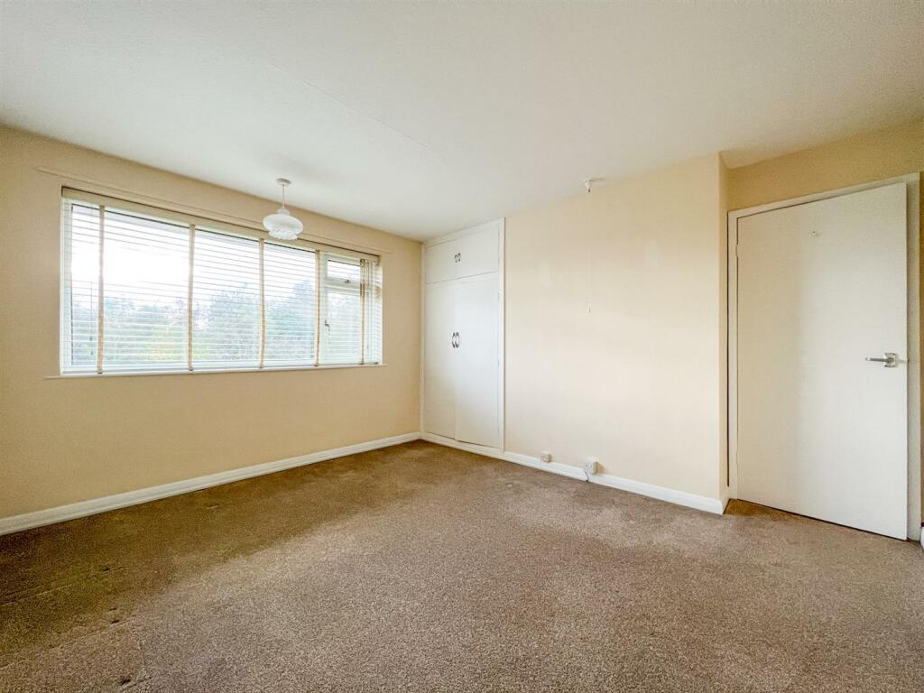 BEDROOMS