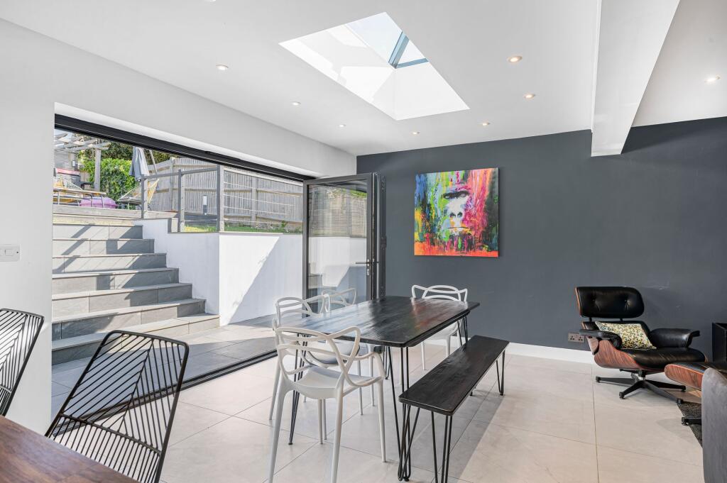 Kitchen/Lounge/Dining Room