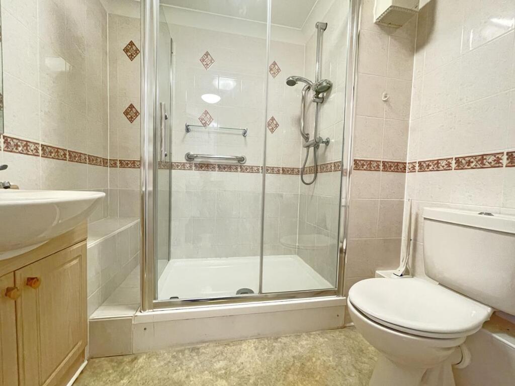 Wesley Court 24 - Shower Room.jpg
