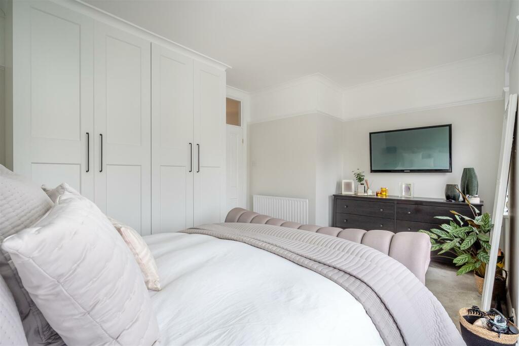 8627610-interior33.jpg