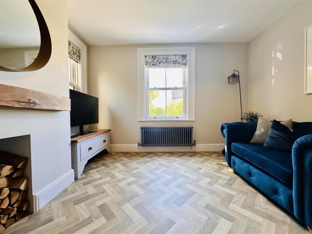 THIRD RECEPTION ROOM / PLAY ROOM