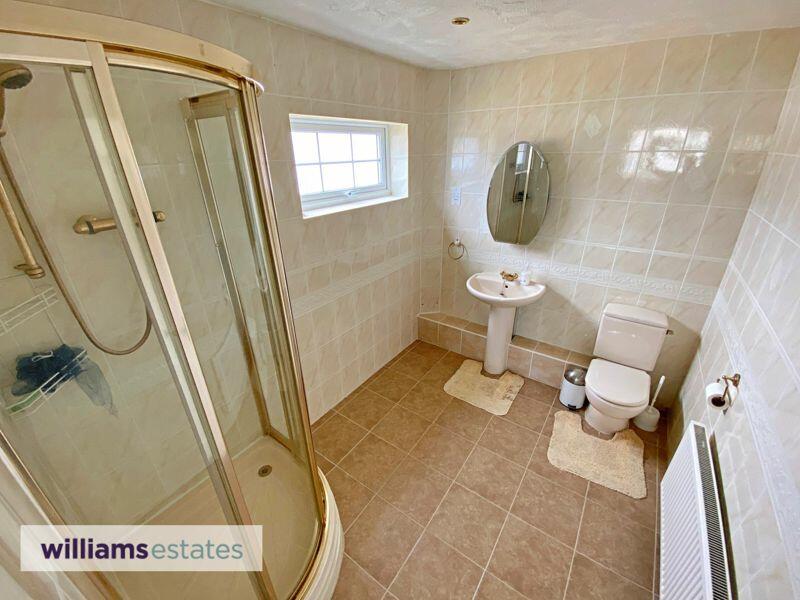 bed 1 en-suite