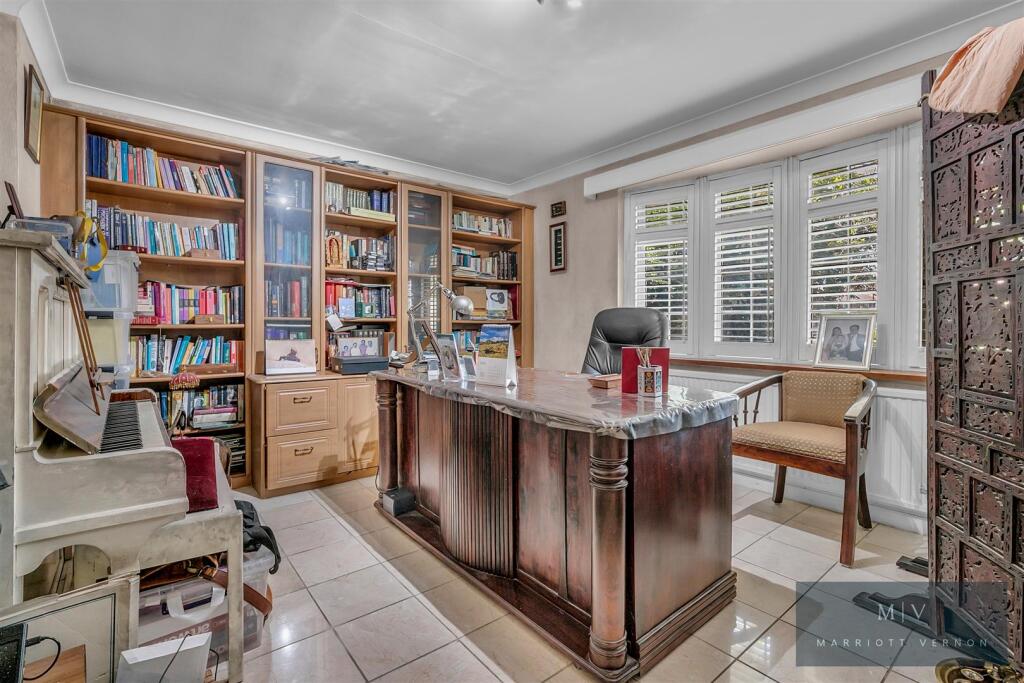 Harriet Gardens 4 MV-12.jpg