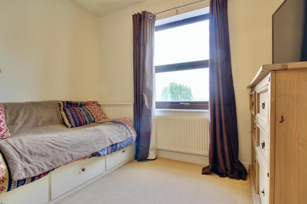 Bedroom 4 - double bedroom