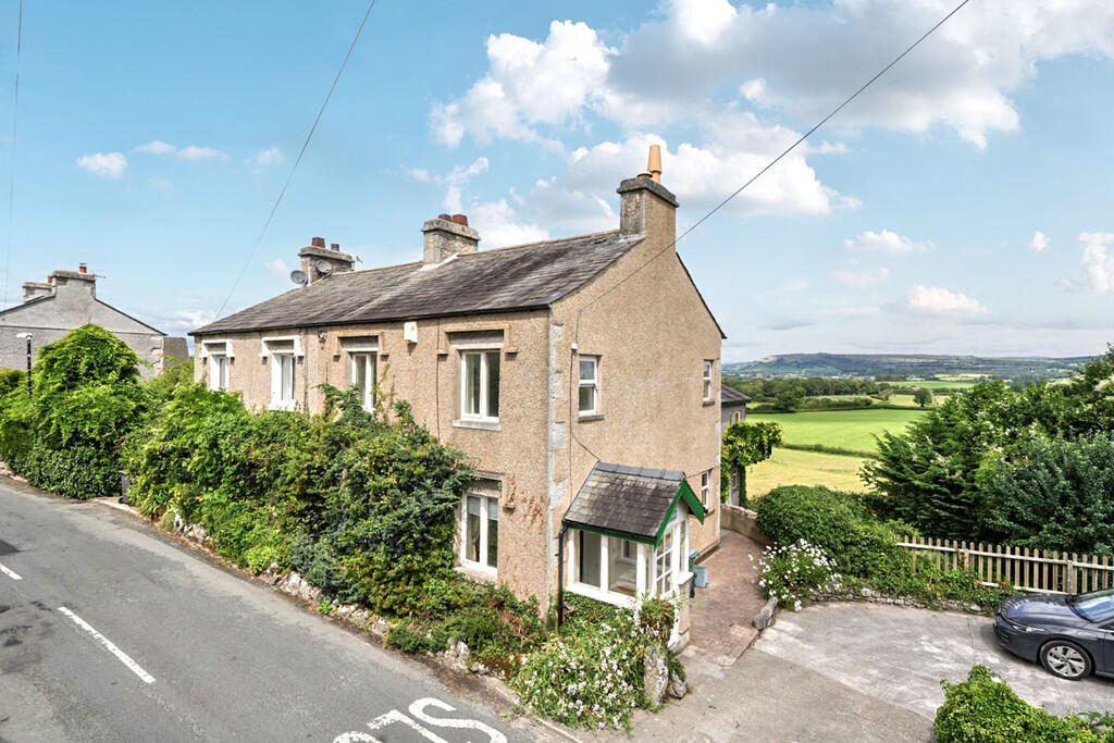 32 Silverdale Roa...