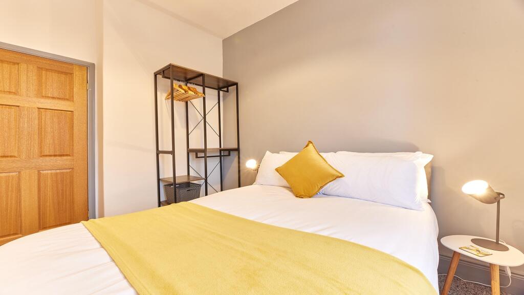 Bedroom 2.1.jpg