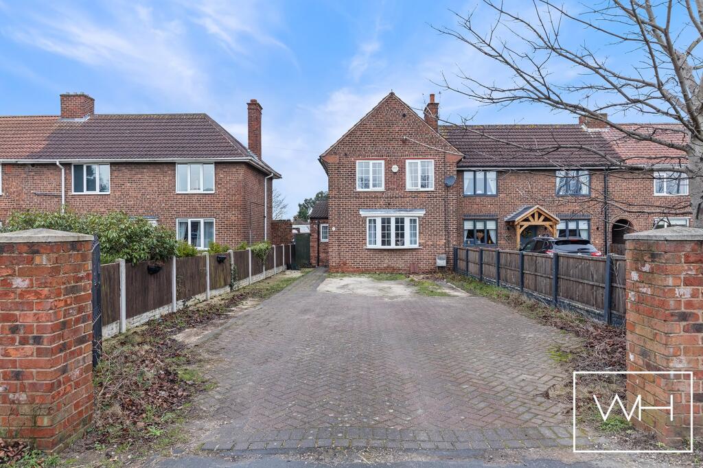  51 Harfield Lane, A