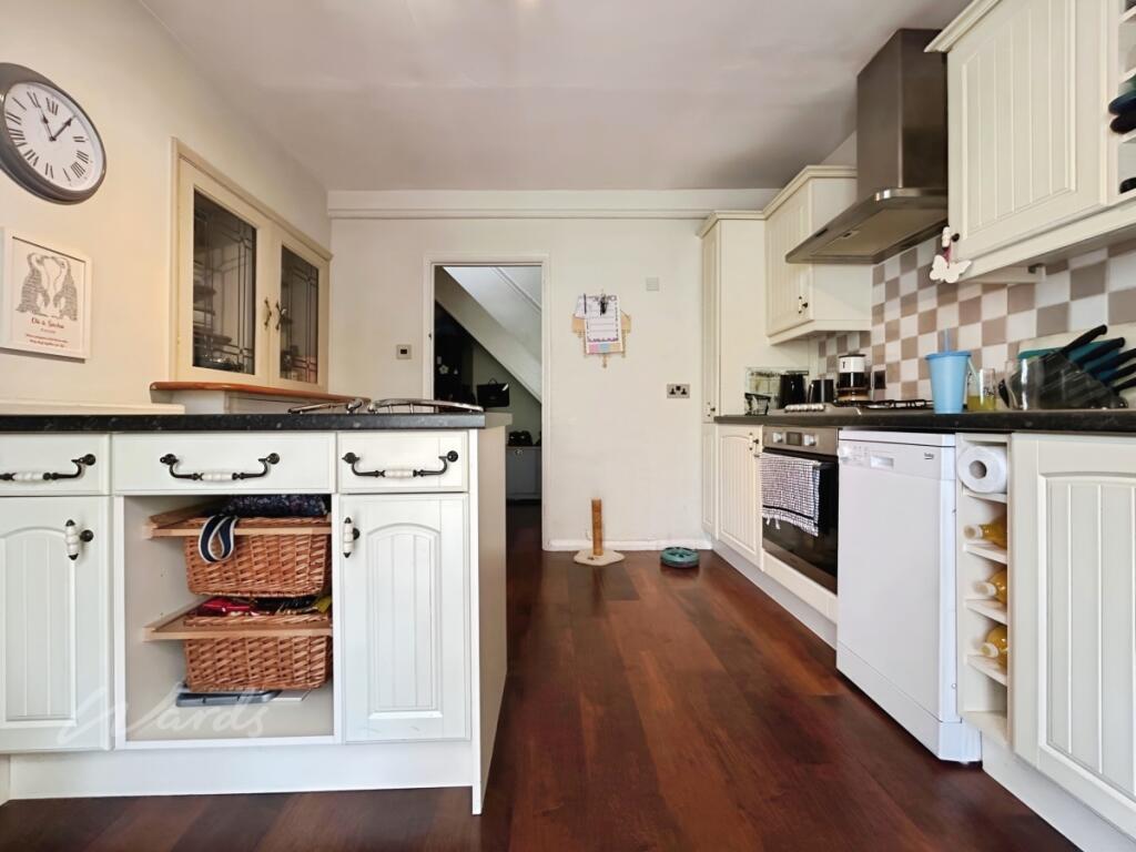 kitchen (2)