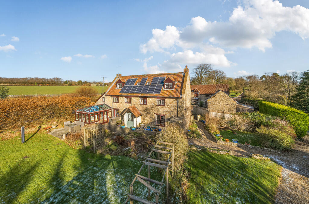 1386146-6-695d1a1...