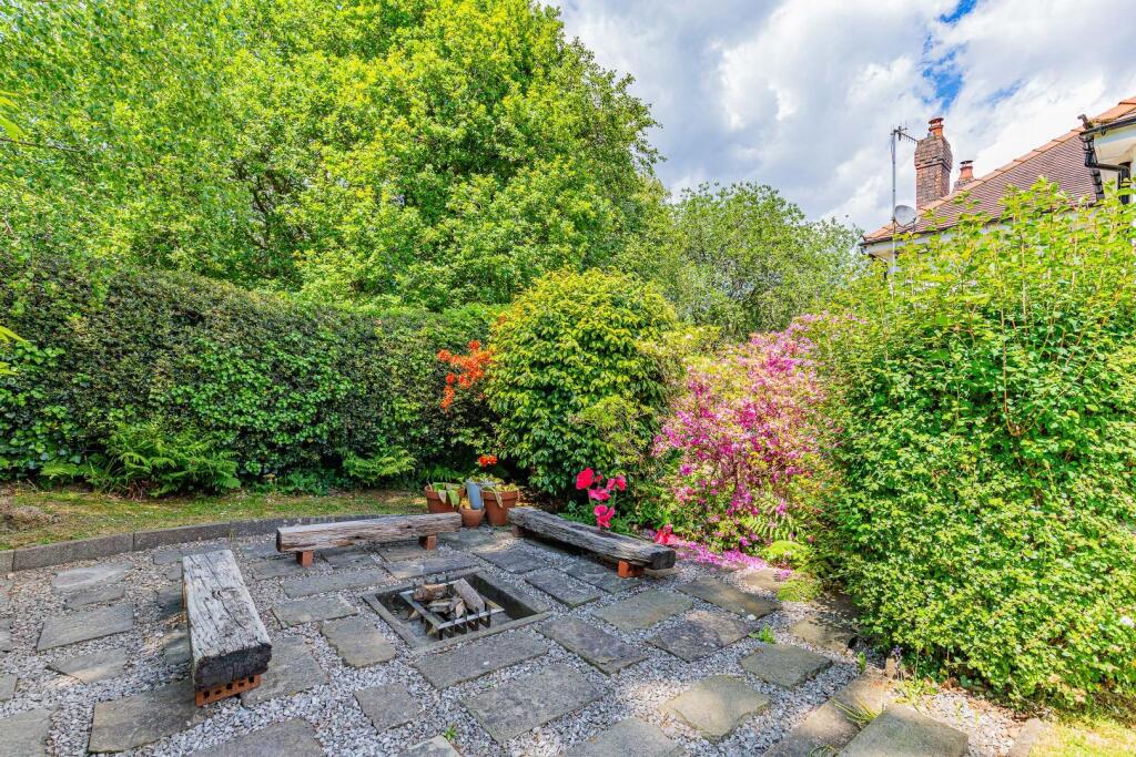 Ael Y Bryn Garden-8.jpg