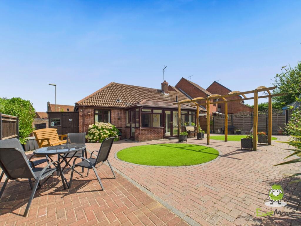 EweMove Estate Agents Basingstoke - 14 Lambs Row